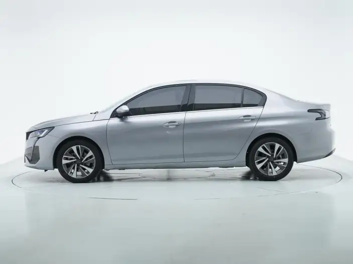 PEUGEOT 408 2022 Model 1.6T Chasing Edition – фото 4