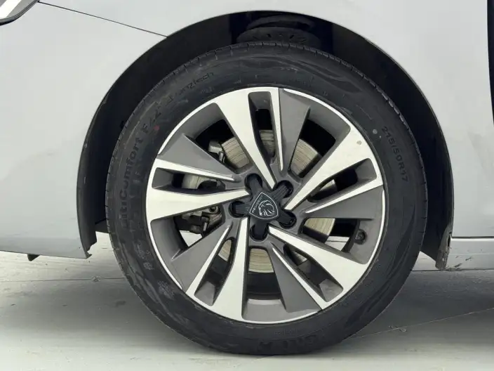 PEUGEOT 408 2022 Model 1.6T Chasing Edition – фото 9