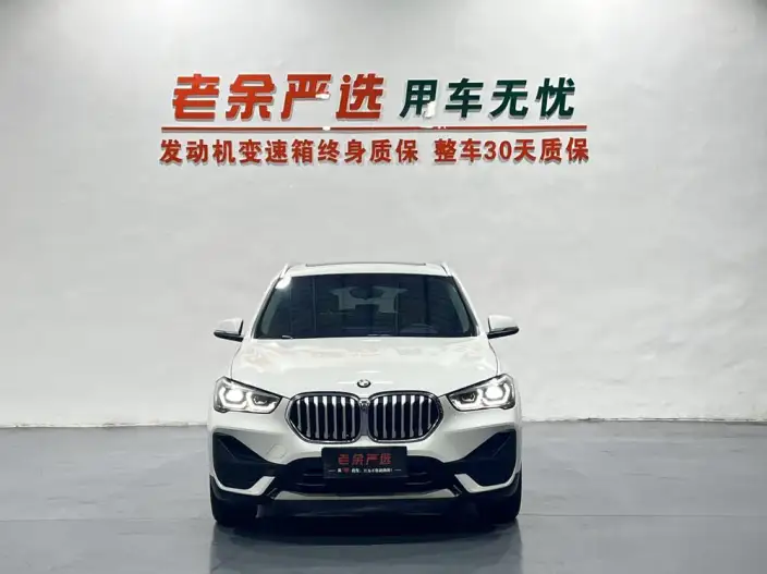 BMW X1 2022 Model sDrive25Li Leading Model – фото 2
