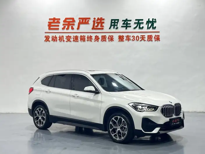 BMW X1 2022 Model sDrive25Li Leading Model – фото 3
