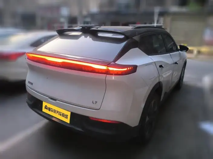 DFM L7 PHEV 2024 Model 205 Pro