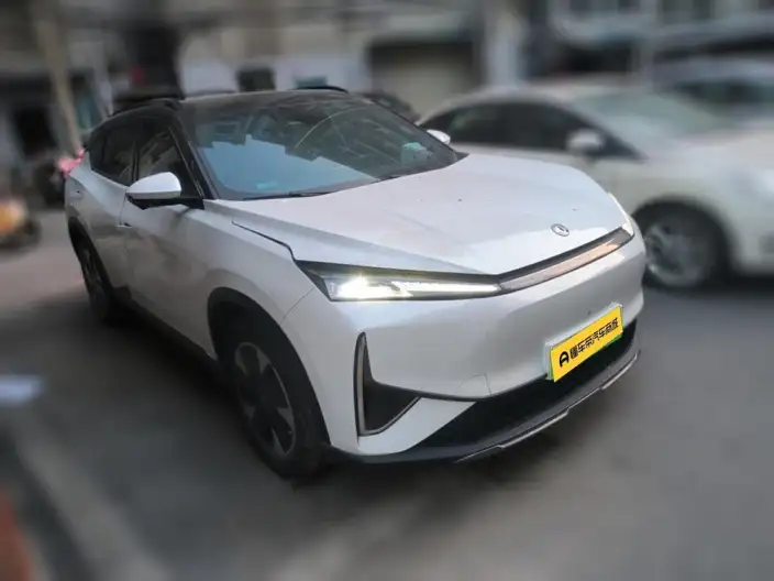 DFM L7 PHEV 2024 Model 205 Pro