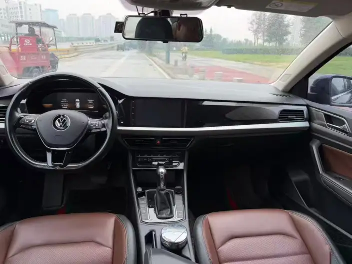 Volkswagen Lavida 2021 Model 280TSI DSG Deluxe Edition – фото 7