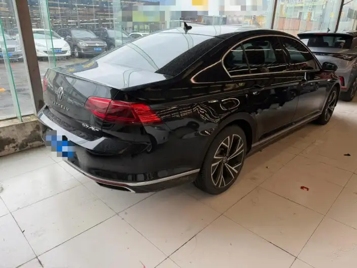 Volkswagen Magotan 2020 Model 330TSI DSG Luxury Model – фото 6