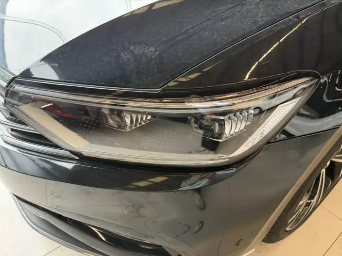Volkswagen Magotan 2020 Model 330TSI DSG Luxury Model – фото 7