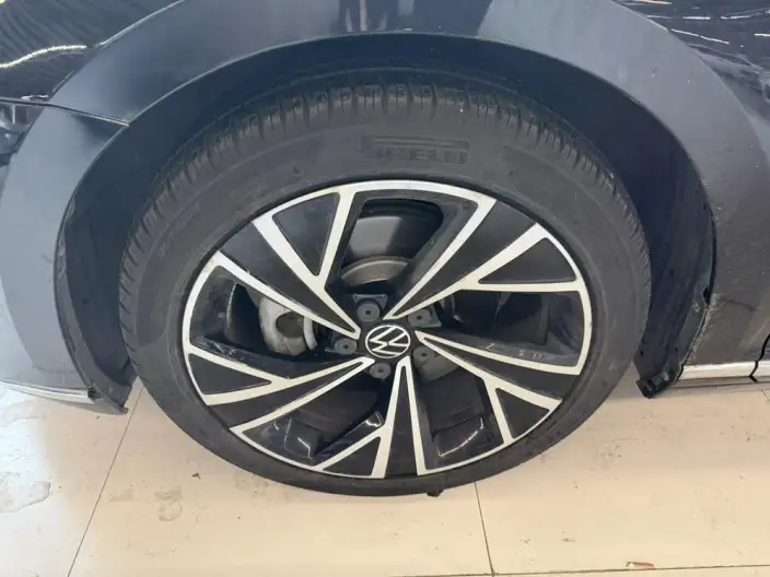 Volkswagen Magotan 2020 Model 330TSI DSG Luxury Model – фото 8