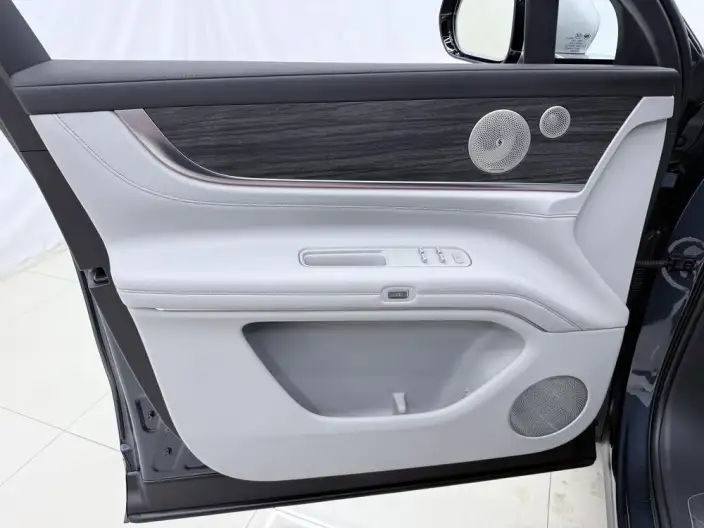 Aito M9 2024 Model Extended Range Ultra VI seat Edition – фото 8