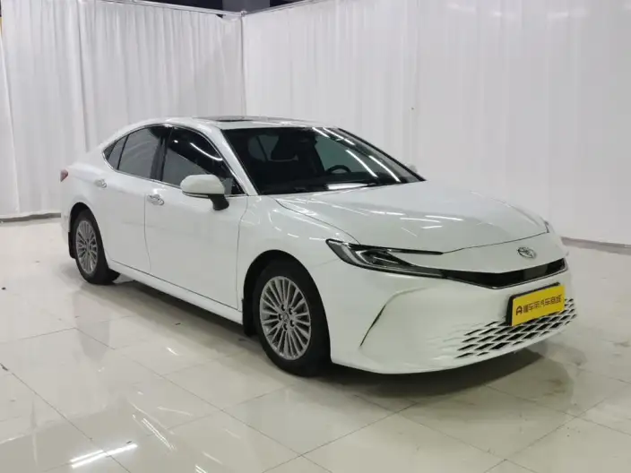 Toyota Camry 2026 Model Hybrid 2.0HGVP Deluxe Edition – фото 3