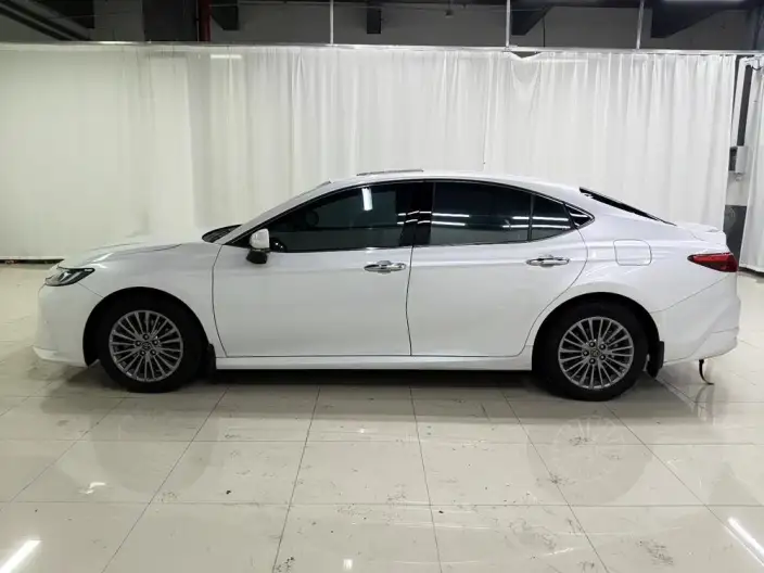 Toyota Camry 2026 Model Hybrid 2.0HGVP Deluxe Edition – фото 4