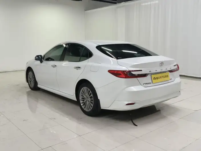 Toyota Camry 2026 Model Hybrid 2.0HGVP Deluxe Edition – фото 5