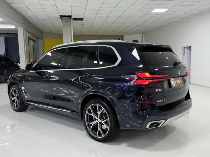 BMW X5 2023 Model xDrive30Li M Sports Set – фото 4