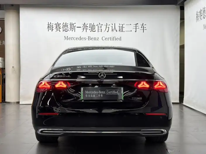 Mercedes-Benz E-Class PHEV 2024 Model E 350 e L sedan – фото 5