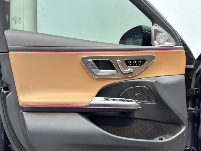 Mercedes-Benz E-Class PHEV 2024 Model E 350 e L sedan – фото 7