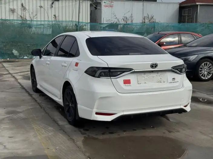 Toyota Corolla 2021 Model 1.5L CVT GR SPORT Sports Edition – фото 4