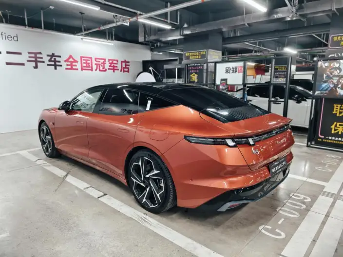 **Lynk & Co Z10** 2025 Model 95kWh 702km 4WD Halo – фото 5