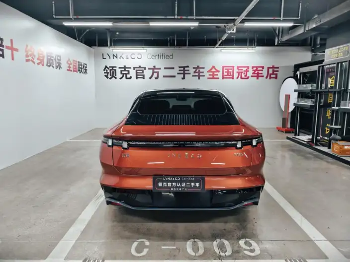 **Lynk & Co Z10** 2025 Model 95kWh 702km 4WD Halo – фото 6