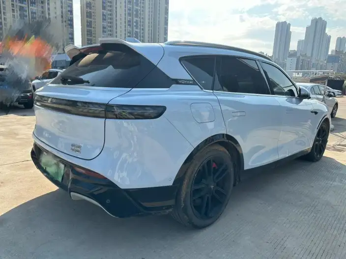 VOYAH FREE 2023 Model 4WD Ultra-long Endurance Extended Range Edition