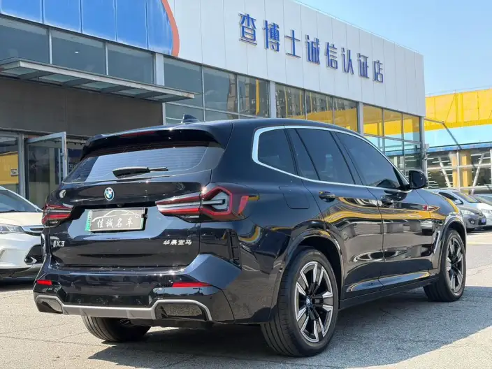 BMW iX3 2023 Model Leading Model – фото 6