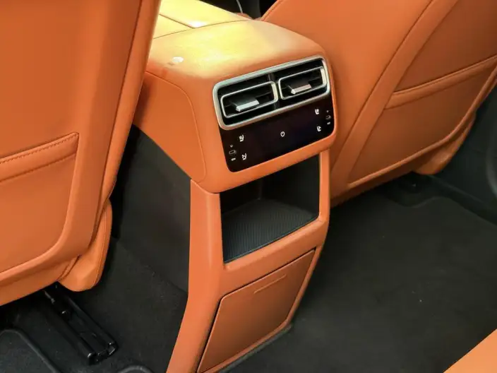 Li Auto L6 2024 Model Pro Edition – фото 7