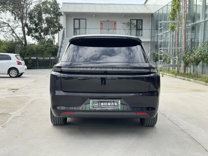 Li Auto L8 2024 Model Pro Edition – фото 5