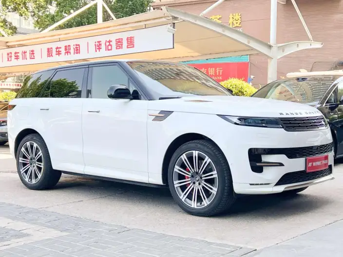 Range Rover Sport 2025 Model 400PS DYNAMIC SE – фото 3
