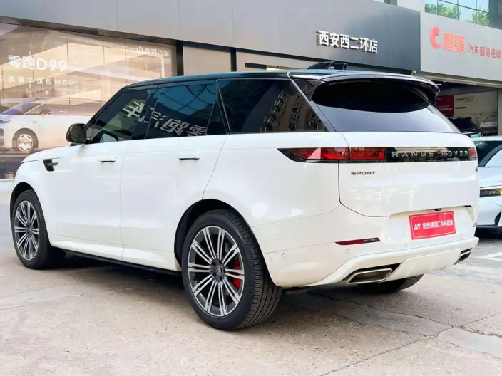 Range Rover Sport 2025 Model 400PS DYNAMIC SE – фото 5