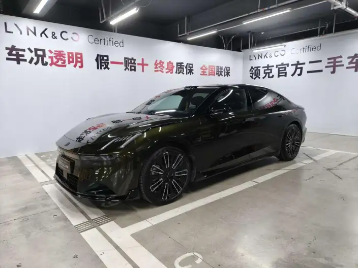 Lynk & Co 10 EM-P 2025 Model 240 4WD Ultra Sports Edition