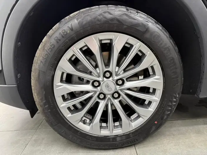Cadillac XT4 2024 Model 28T 2WD Luxury Model – фото 5