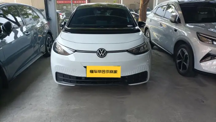 Volkswagen ID.3 2023 Model Pure Smart Edition – фото 2