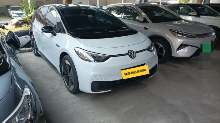 Volkswagen ID.3 2023 Model Pure Smart Edition – фото 3