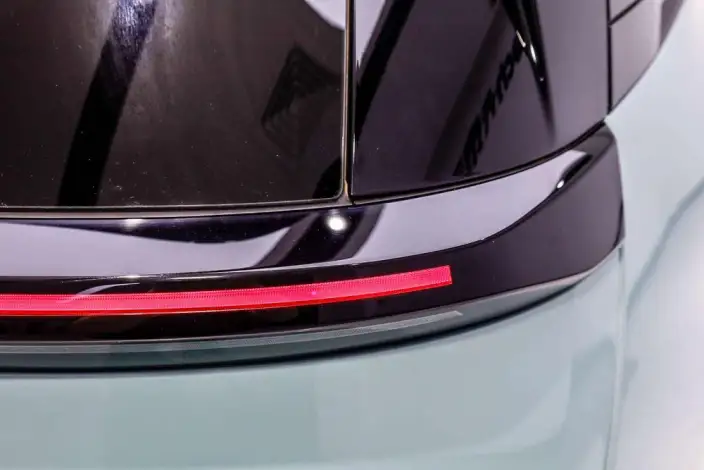 ZEEKR MIX 2025 Model 76kWh Smart Driving Edition – фото 7