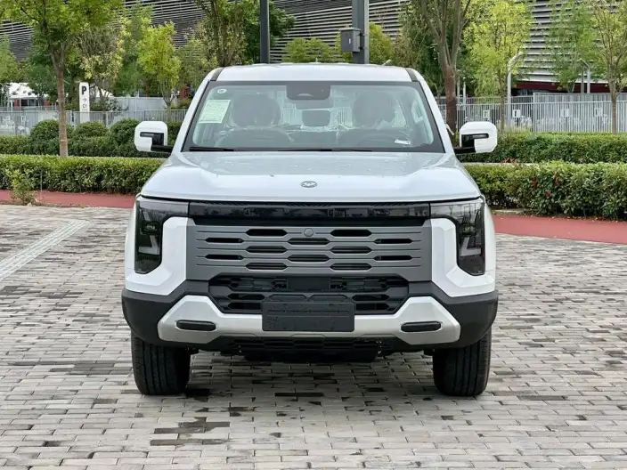Nissan Z9 2026 Model 2.3T Automatic Diesel 4WD Comfort Edition Long box – фото 2