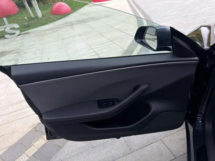 Model 3 2025 Model Rear-wheel drive version – фото 6