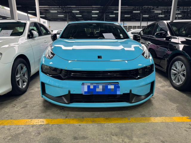 Lynk & Co 03+ 2022 2.0TD Automatic Yufeng – фото 2