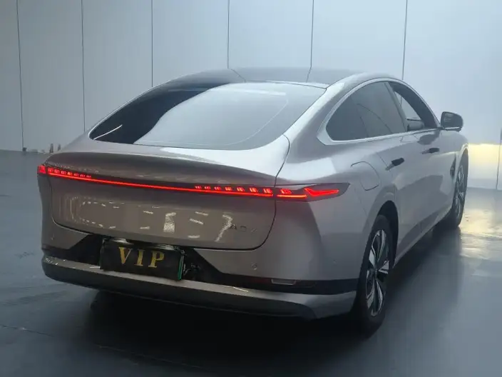 Changan Qiyuan A07 2025 Model Blue whale EV 525 Luxury Model – фото 6