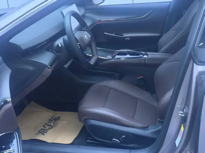 Changan Qiyuan A07 2025 Model Blue whale EV 525 Luxury Model – фото 8