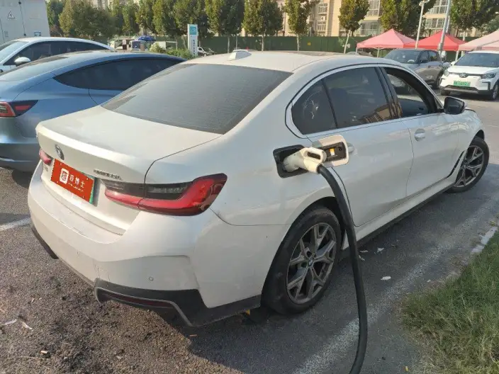 BMW i3 2025 Model eDrive35L – фото 5