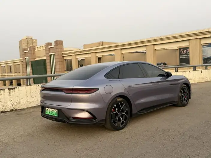 BYD Han EV 2024 Model Honor Edition 715KM Flagship Model – фото 6