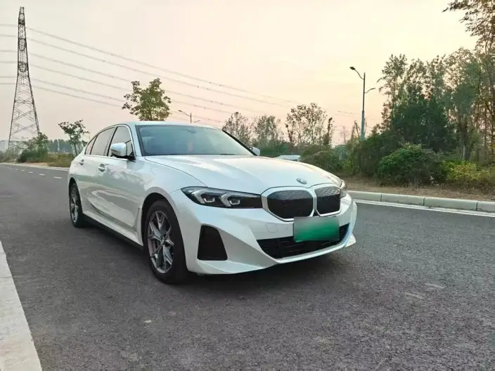 BMW i3 2025 Model eDrive35L – фото 2