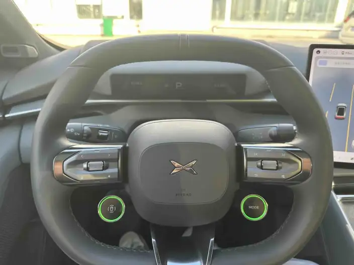XPeng P7 2025 Model 750 4WD High performance Ultra – фото 8