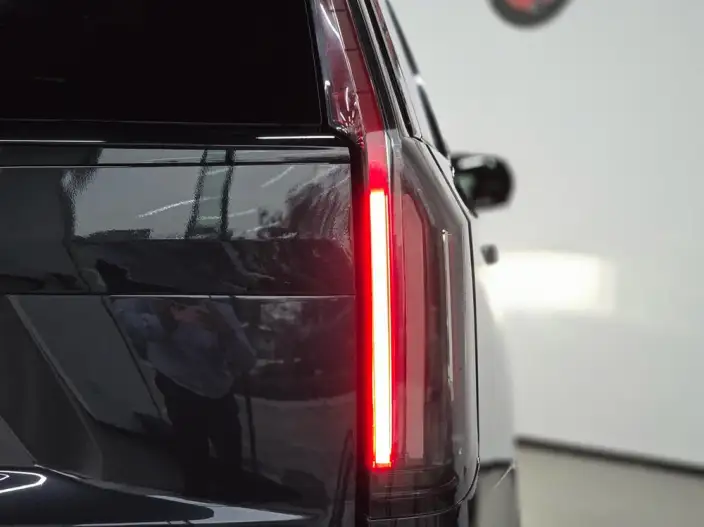 Escalade 2023 Model 6.2L Automatic 4WD 7 seat Parallel Imported – фото 6