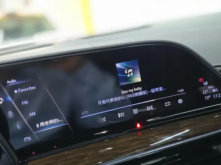 Escalade 2023 Model 6.2L Automatic 4WD 7 seat Parallel Imported – фото 7