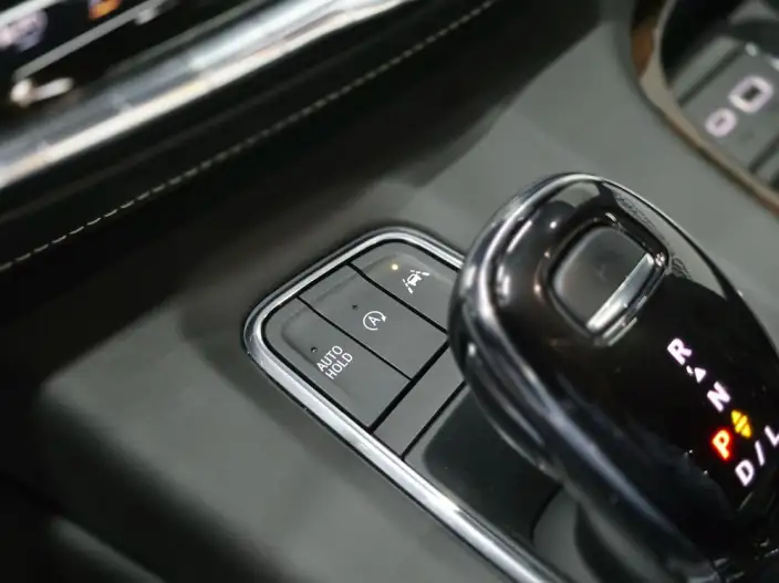 Escalade 2023 Model 6.2L Automatic 4WD 7 seat Parallel Imported – фото 10
