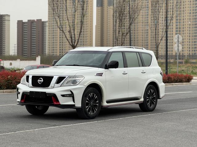 Nissan Patrol 2017 модификация 4.0L автоматическое Qian Drive 7 seat параллельный импорт Imported – фото 1
