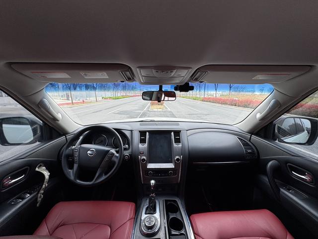 Nissan Patrol 2017 модификация 4.0L автоматическое Qian Drive 7 seat параллельный импорт Imported – фото 5