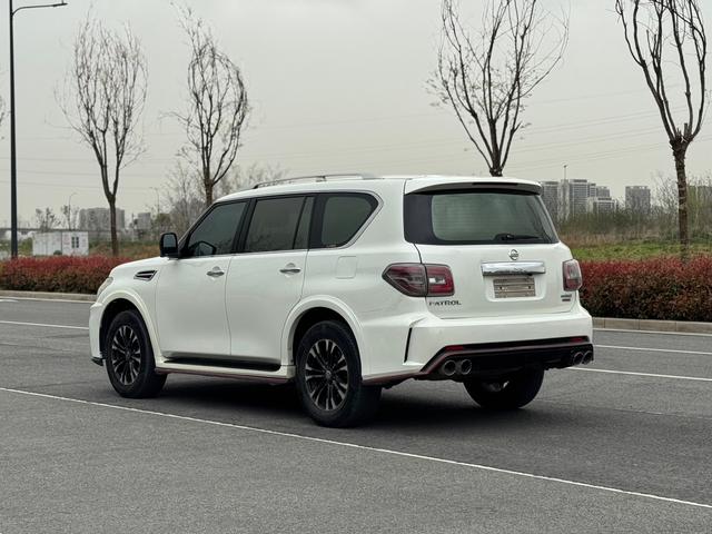 Nissan Patrol 2017 модификация 4.0L автоматическое Qian Drive 7 seat параллельный импорт Imported – фото 9