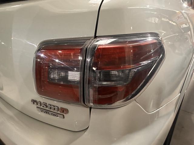 Nissan Patrol 2017 модификация 4.0L автоматическое Qian Drive 7 seat параллельный импорт Imported – фото 19