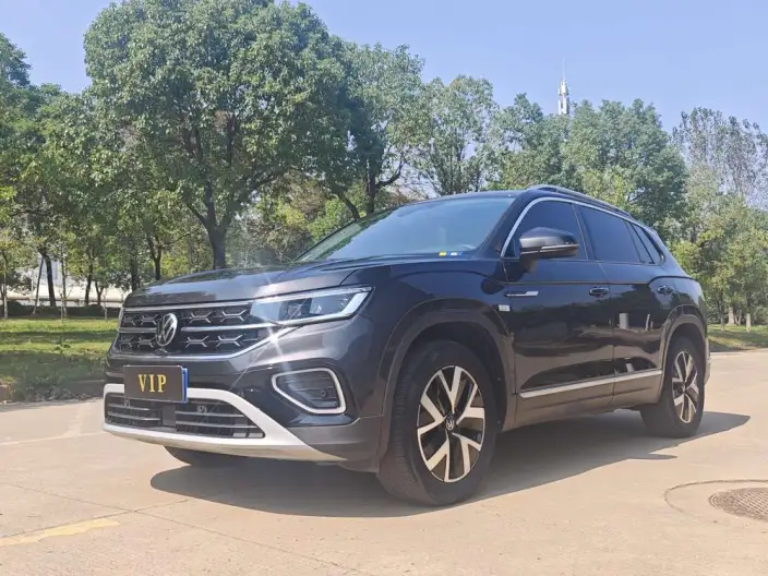 Volkswagen Tayron 2023 Model 280TSI 2WD Luxury Plus Advanced version – фото 1