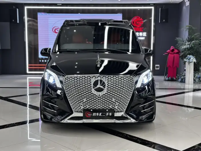 Viano 2023 Model 2.0T Business Edition 7 seat – фото 2