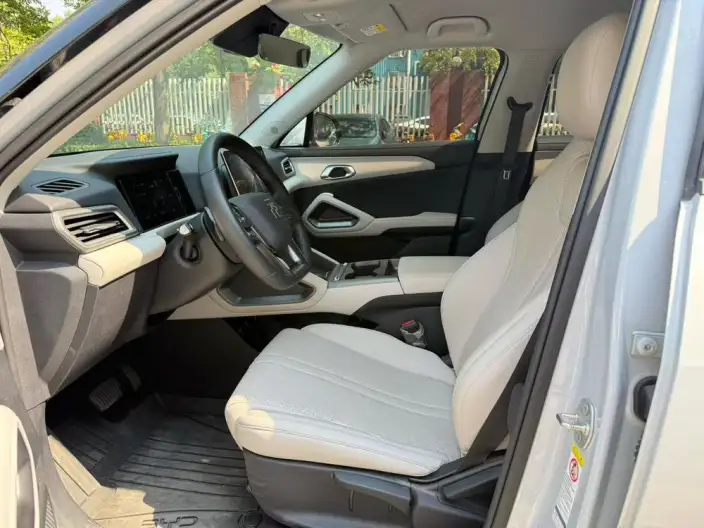 Yuan UP 2025 Model Smart Driving Edition 401KM Vitality Edition – фото 8